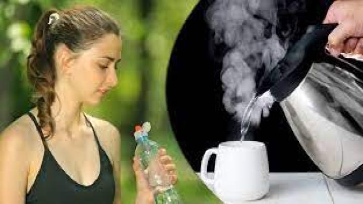 শরীরের ওজন কমাতে গরম পানির উপকারিতা