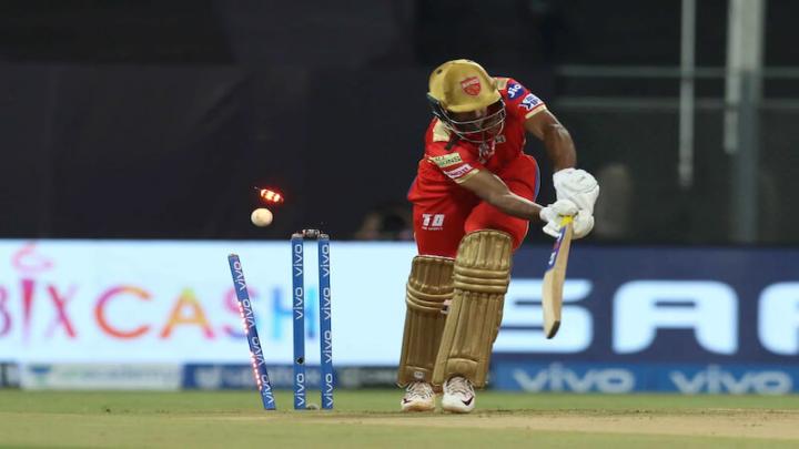 ক্রিকেট খেলায় আউট কত প্রকার ও কি কি