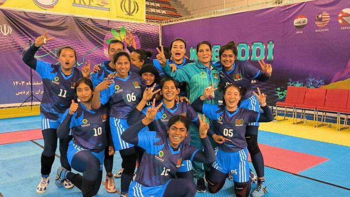 বাংলাদেশ নারী কাবাডি দল। ছবি : সংগৃহীত