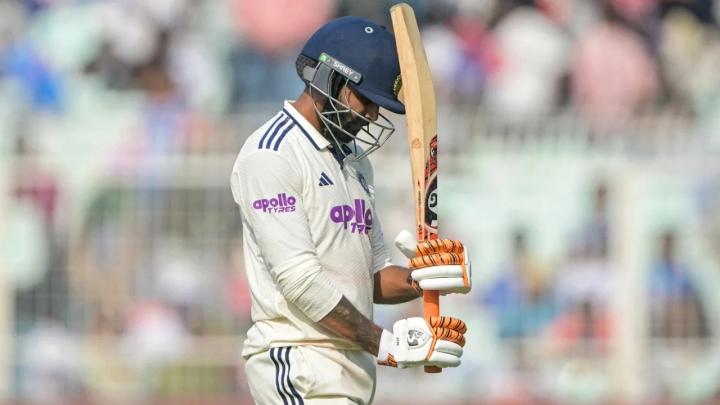 ব্যাটিং ধসে প্রথম টেস্টে হার ভারতের। ছবি : সংগৃহীত