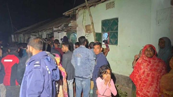 বগুড়ায় টেইলার্স কর্মীর মরদেহ উদ্ধার 