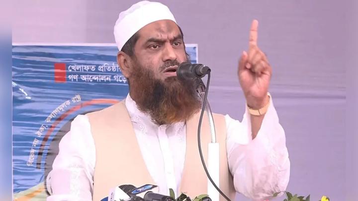 খেলাফত মজলিসের আমির মাওলানা মুহাম্মাদ মামুনুল হক। ছবি : সংগৃহীত