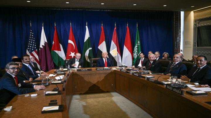 ট্রাম্পের সঙ্গে মুসলিম বিশ্বের নেতাদের কয়েকজন। ছবি: টাইমস অফ ইসরায়েল