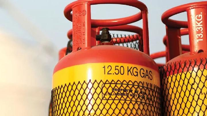 এলপি গ্যাসের দাম বাড়লো ৫০ টাকা