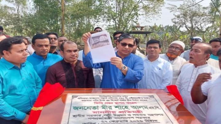 বগুড়ার শিবগঞ্জে করতোয়া নদীর উপর হচ্ছে ৫৯০ মিটার ঝুলন্ত সেতু, ব্যায় ৭ কোটি ৫৬ লাখ টাকা