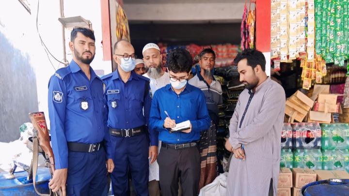 নন্দীগ্রামে মূল্য তালিকা না টাঙানোয় স্টোর মালিককে জরিমানা