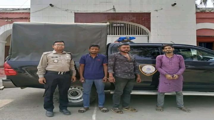 বগুড়া সদরে গাঁজাসহ আটক ৩, প্রত্যেককে ৪ দিনের কারাদণ্ড