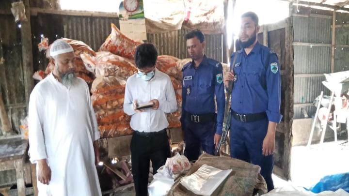 নন্দীগ্রামে রমজানে বাজার মনিটরিং জোরদার, মোবাইল কোর্টে জরিমানা