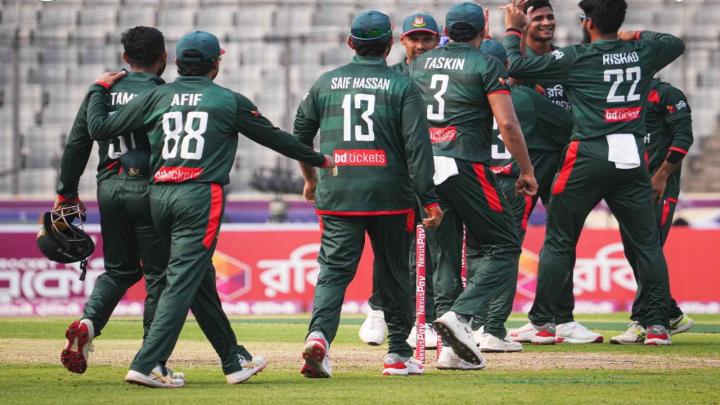 মাত্র ১৫.১ ওভারে লক্ষ্য তাড়া, টাইগারদের সহজ জয়!