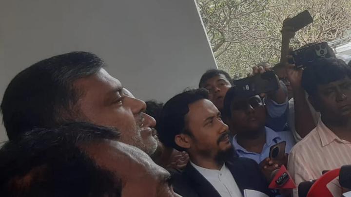 অন্তবর্তী সরকারের প্রধান সংস্কারগুলোর বিরোধিতা করছে সরকার