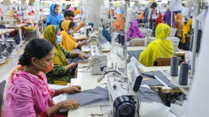 জানুয়ারি-ফেব্রুয়ারিতে যুক্তরাষ্ট্রে বাংলাদেশের পোশাক রপ্তানি কমেছে ৮.৫%, বেড়েছে ভিয়েতনাম-ইন্দ