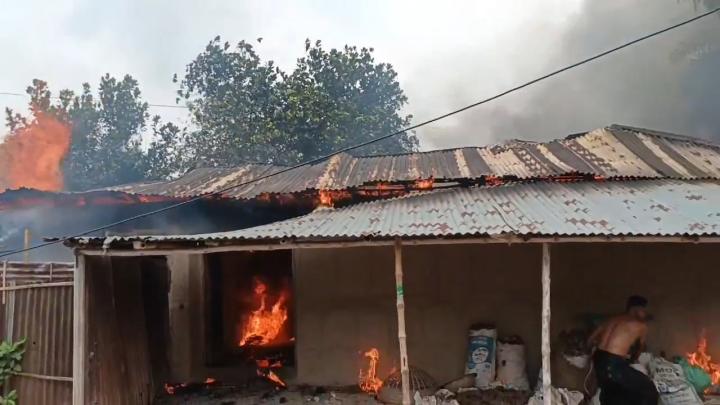 ছবি : নিজস্ব প্রতিনিধি